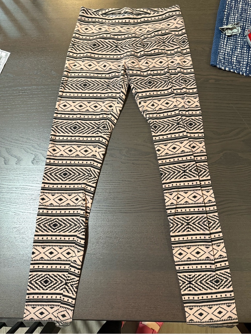 Charlotte Russe Blush and Black Tribal Print Leggings